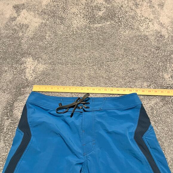 5.11 Tactical Shorts Mens 34 Board Shorts Beach Swim Trunks Unlined Stretch Blue - Picture 7 of 10